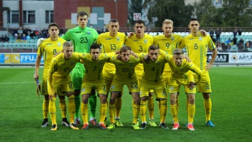 Молодежная сборная Украины отправилась в Англию на матч отбора к Евро-2019