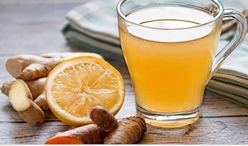 Этот лимонно-имбирный чай с куркумой исцеляет и предотвращает простуду и грипп!