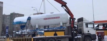 В Киеве снесут незаконные газозаправки