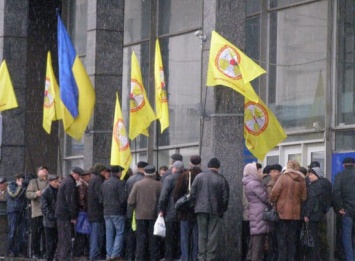 Этот день в истории: в Донецке толпа сепаратистов захватила вокзал, "Боинг" сбили боевики "ДНР"