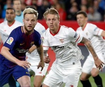Барселона за минуту спасла безнадежный матч в Севилье: смотреть голы
