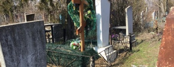 Мэр Бойченко считает, что у мариупольсих кладбищ должен быть частный хозяин (ФОТО, ВИДЕО)