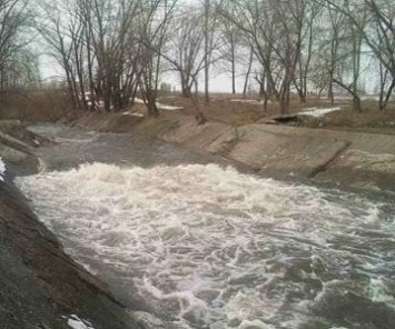 В Сумах ситуация по наполнению водоемов города талой водой стабильна - заммэра