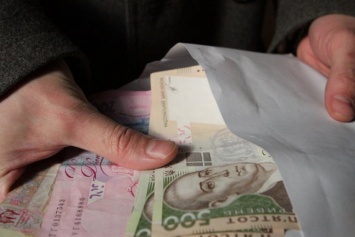 На Киевщине бухгалтеры начисляли себе зарплаты за счет других сотрудников