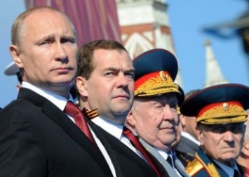 Путина на Параде Победы встретят роботы с боевыми лазерами