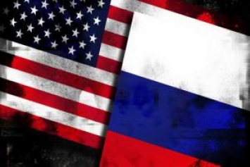 Ответ РФ на санкции: Трамп больше не «казак», а Медведев хочет запретить товары из США