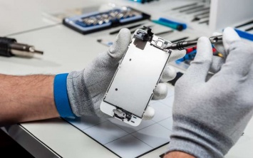 Как Apple мешает работе неавторизованных СЦ по ремонту iPhone