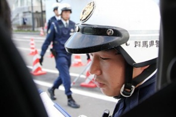 В Японии автомобиль врезался в толпу учеников младших классов