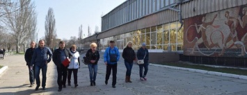 В Северодонецке собирают подписи и хотят устроить митинг против закрытия Ледового дворца спорта