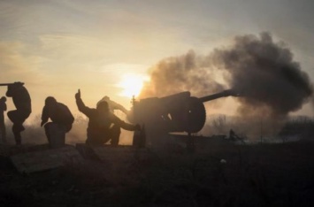 Горит земля: как боевики «утюжат» украинские позиции. ВИДЕО