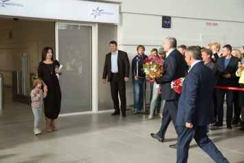 Первым пассажиром нового терминала аэропорта «Симферополь» стала многодетная мать из Уфы (ФОТО, ВИДЕО)