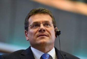 Шефчович предлагает подключить Германию к диалогу по транзиту газа через Украину