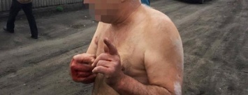 Напал на соседей с ножом: в Славянске полиция задержала агрессивного мужчину