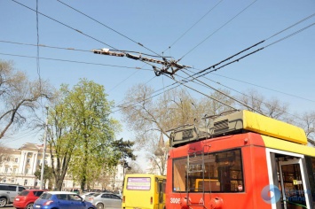 Обрыв проводов в Одессе сократил маршрут 9-го троллейбуса