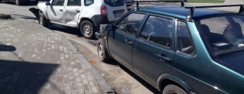 В Сумах тройное ДТП: пострадала женщина-пешеход