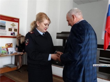 В Керчи в торжественной обстановке поздравили ветеранов органов внутренних дел