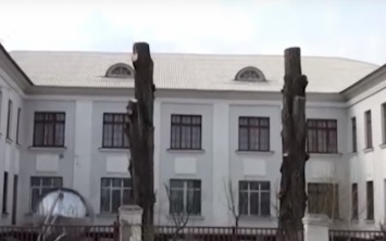 На Днепропетровщине активисты защищают деревья от коммунальщиков
