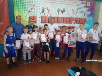 Керченские боксеры отличились на соревнованиях в Бахчисарае