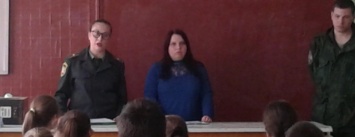 В Енакиево состоялись профилактические лекции для учащихся