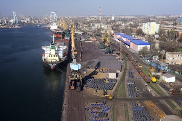 Порт Южный и днепровские каналы закрыты из-за учебных стрельб