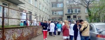 В Черноморской поликлинике тушили условный пожар (фото))