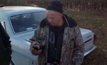 На Десне возле Чернигова водная полиция задержала браконьера с четырьмя сетками