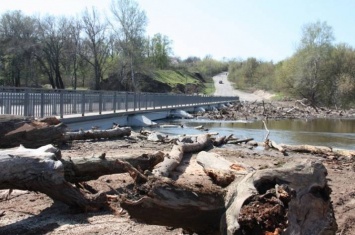 Томашевский мост на Луганщине оказался под угрозой разрушения