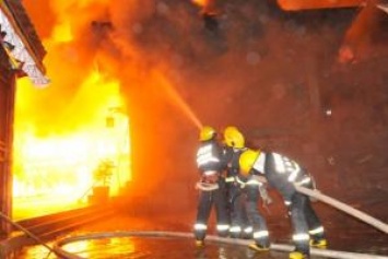 В Китае в караоке-баре сгорели заживо 18 человек: подробности