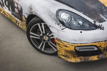 Украинец нарочно поцарапал и состарил ржавчиной свой Porsche Panamera