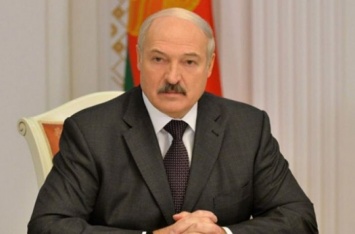 «Готовятся к войне»: Лукашенко обвинил РФ в разжигании истерии обществе