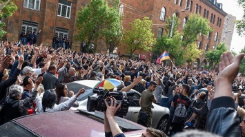 Протесты в Армении: революционная партия покинула политическую коалицию