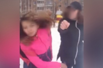 В России школьницы жестоко избили одноклассницу и сняли это на видео