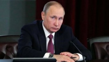 Лидерство Путина сжалось до нерешительного позерства