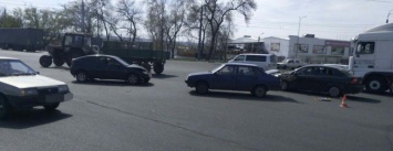 На Гагарина столкнулись Mazda и ВАЗ. Пострадали два пассажира
