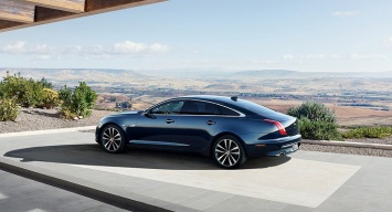 Jaguar выпустил особый XJ к пятидесятилетию модели