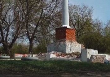 В Славянске приведут в порядок братскую могилу, в которой захоронены более 400 солдат Второй мировой