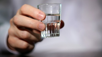 Минздрав: потребление алкоголя в России снизилось на 40% за 12 лет