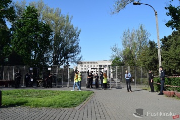 В Одессе взрывотехники обследовали Куликово поле и Соборную площадь