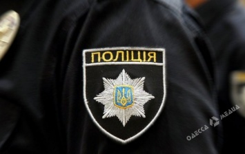 В Одессе парень врезал полицейскому в грудь и распылил газовый баллончик