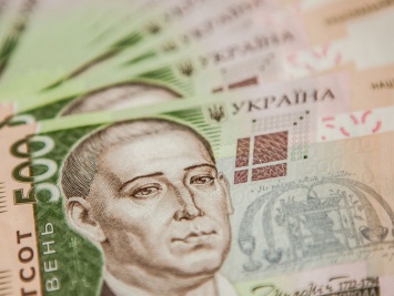 Средняя зарплата в Украине выросла до 8 382 грн в месяц - Госстат