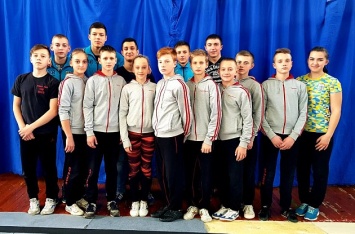 Воспитанники бердянской ДЮСШ вернулись с наградами чемпионата Украины по ушу