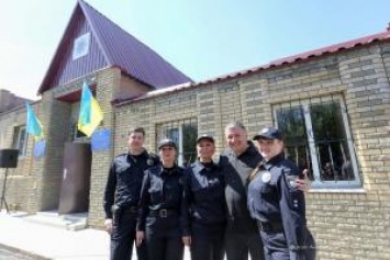 В Станице Луганской открыли новый полицейский участок