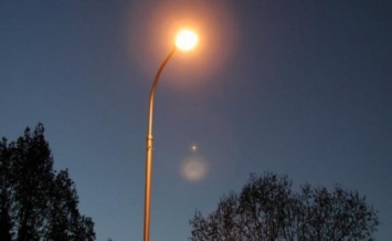 Сельский совет на Херсонщине восстанавливает освещение улиц спустя десятки лет
