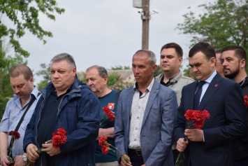В День памяти и примирения в Мешково-Погорелово появилась «Аллея мира»