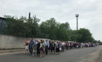 Работники Павлоградского химического завода приняли участие в праздновании 9 мая в Павлограде