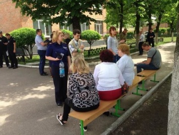 Черкасская воинская часть, расположенная возле школы, в которой массово отравились дети, не имеет отношения к инциденту - Лысенко