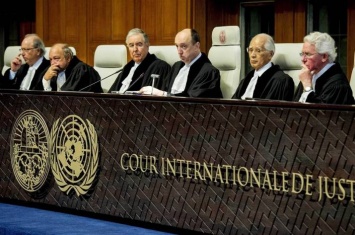 Гаагский суд обязал Россию выплатить компенсацию за аннексию Крыма