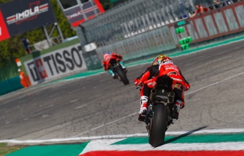 WSBK: Девис уверен в шансах Ducati для гонки в Имоле, но Рэй сделал шаг вперед на FP4
