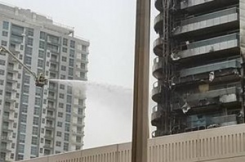 В Дубае произошел пожар в небоскребе, здание эвакуировали