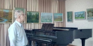 В Енакиево открылась персональная выставка работ Бараненко Валентина Геннадьевича